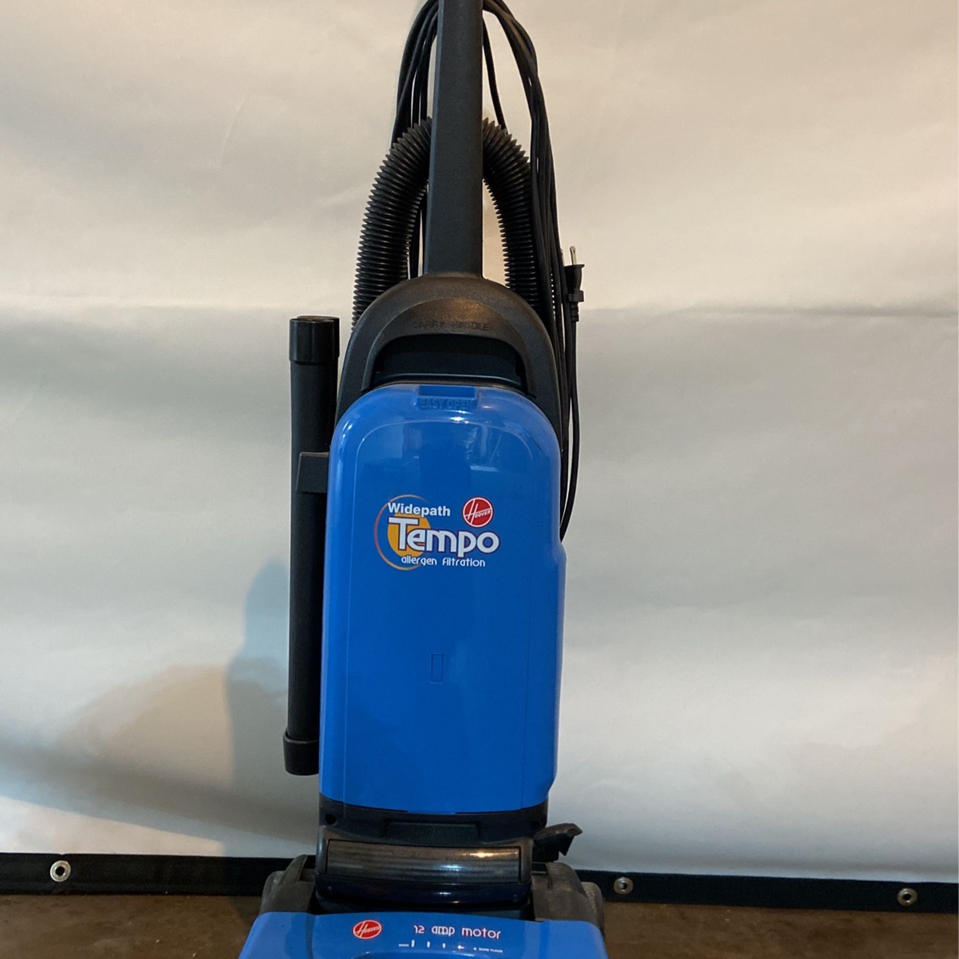 Hoover Wide path Tempo Vacuum