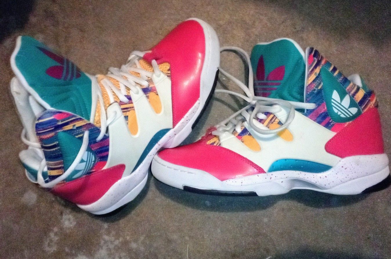 ADIDAS Women's GLC Originals Lifestyle Torsion Basketball