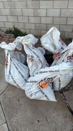 Free Bags of Dirt!