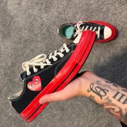 CDG Converse Size 9