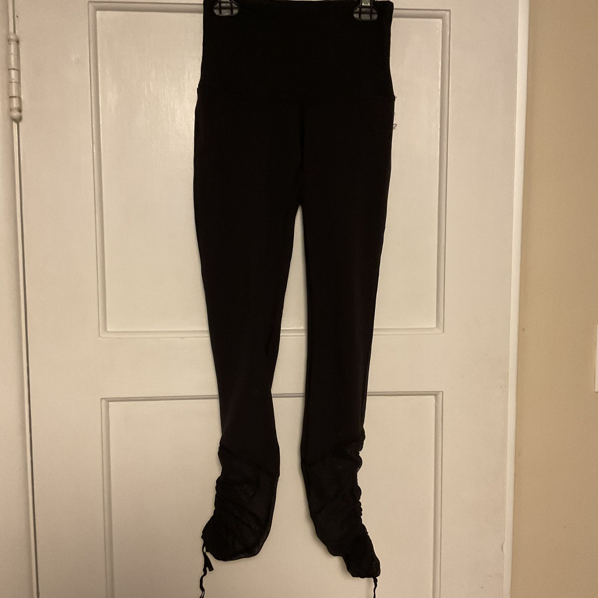 Lululemon Athletica Leggings Womens Size 4 Black Mesh Adjustable Ruched Size 4