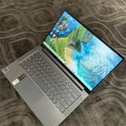 Very Nice And Powerful 2021 14” Intel Core i7 11th Generation Lenovo ideapad Slim Laptop, 512GB SSD, 16GB RAM. Backlit Keyboard.