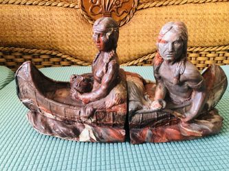 NATIVE AMERICAN BOOK HOLDER