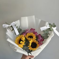 Offers Welcomed Bouquet READY FOR PICK UP !!!!