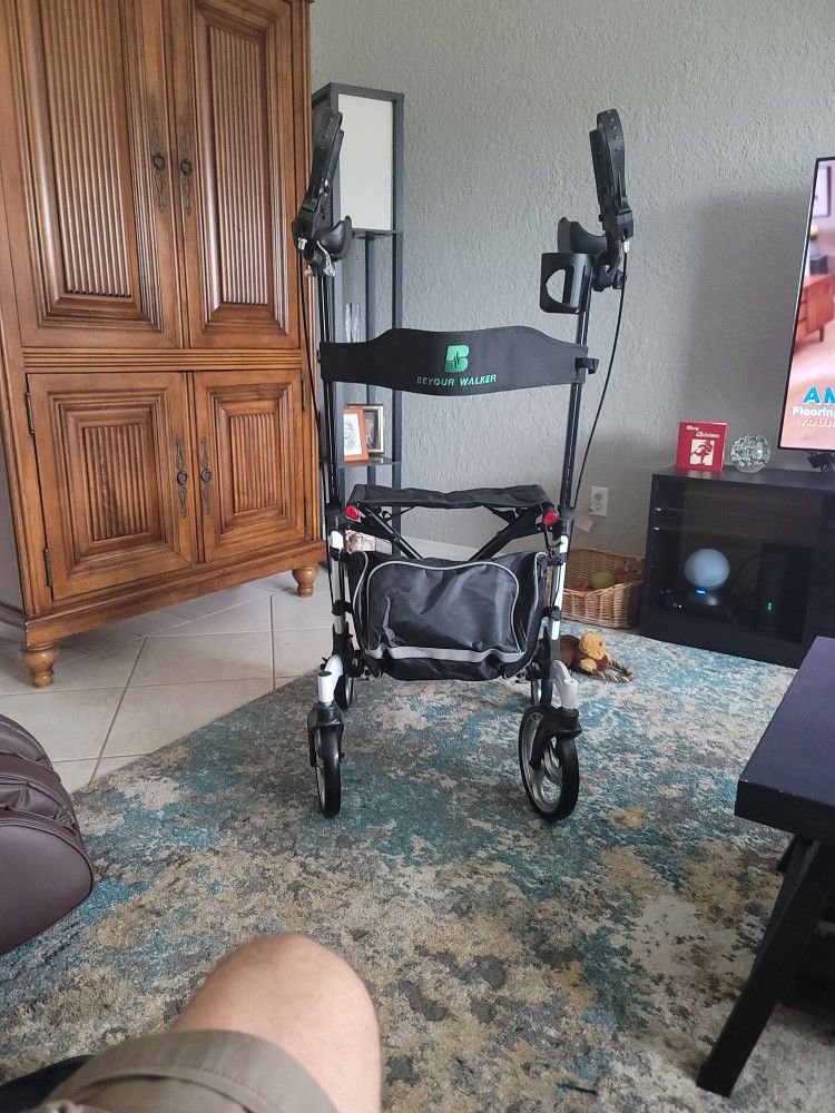 Rolling Walker With Chair, Arm Rests