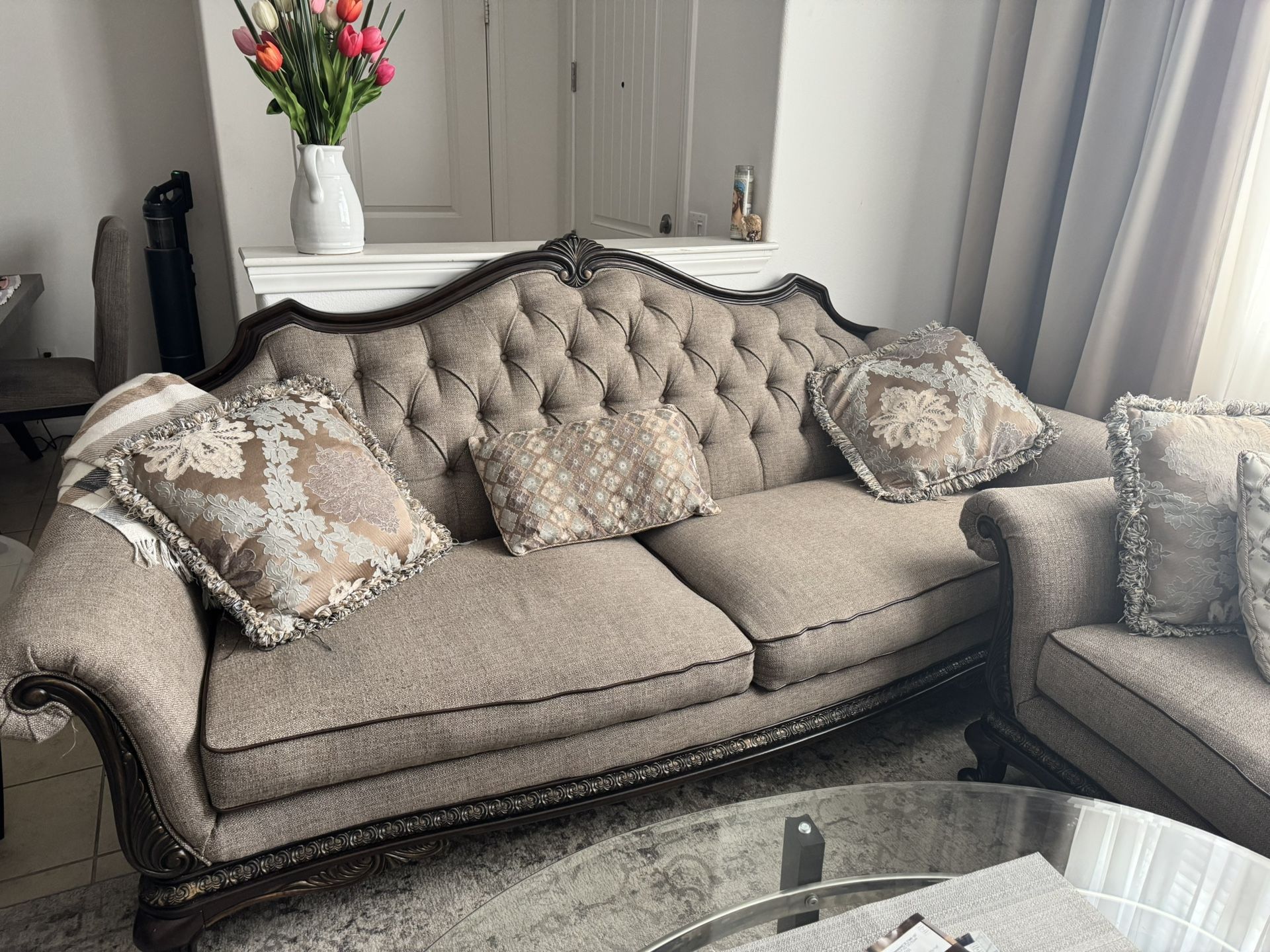 Sofa Set