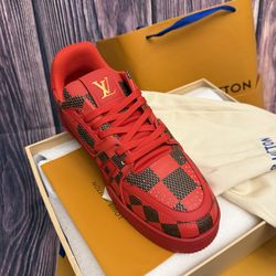 SALE!!!! Sneakers size 9.5/10 US men brand new $150