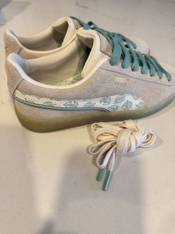 Animal Crossing X Puma Suede Size 6