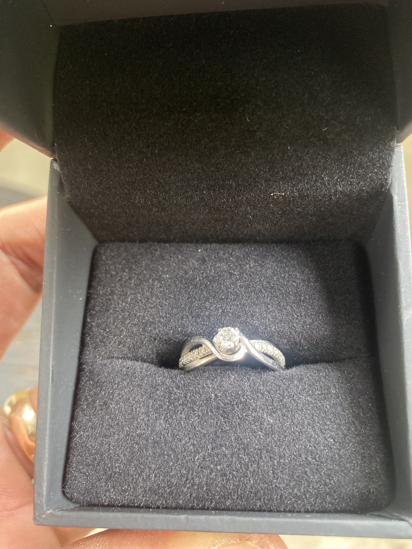10k Engagement Ring