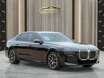2025 BMW 740i