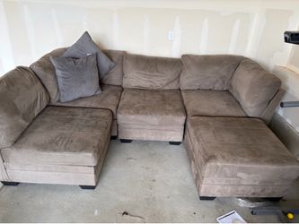 Modular sectional
