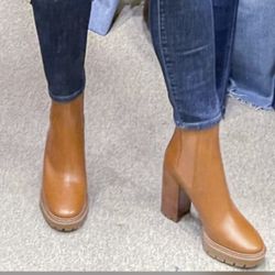 TORY BURCH CARSON LUG SOLE ANKLE BOOT NWOT