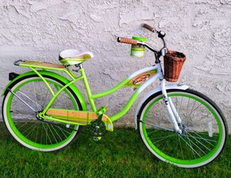Women's huffy panama jack 26" Beach Cruiser bike bicicleta basket