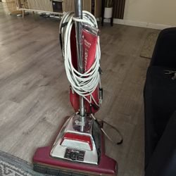 Heavy Duty Vacuum 