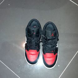 Air Jordan Low Bred Toe Sneakers Shoes 553560-161 Size 7Y
