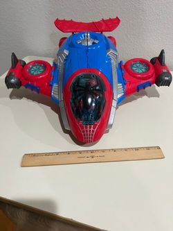 Marvel Spider-Man Jetquarters Vehicle with Action Figure