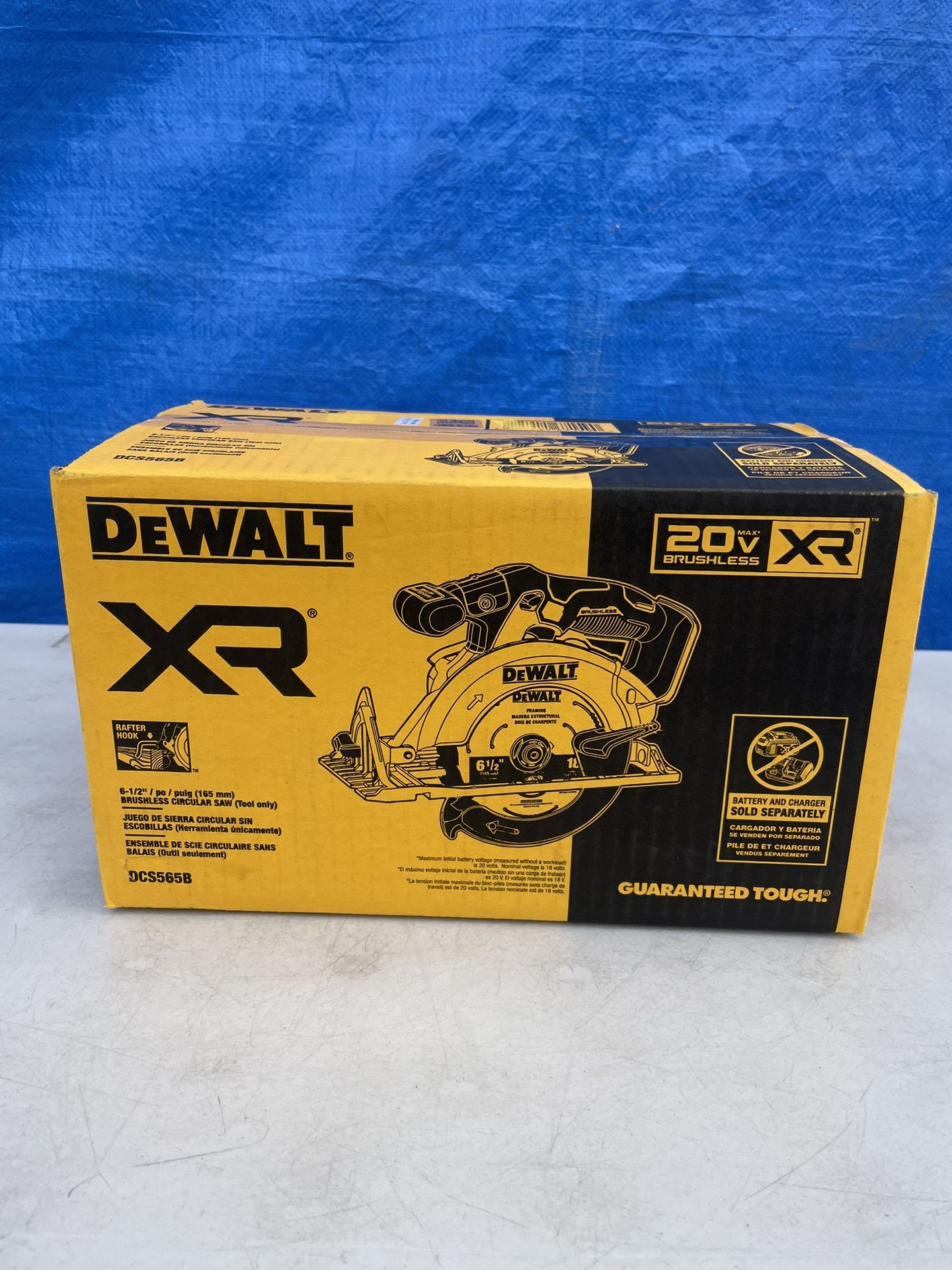 XR Brushless 6 1/2” Circular Saw ( Tool Only)