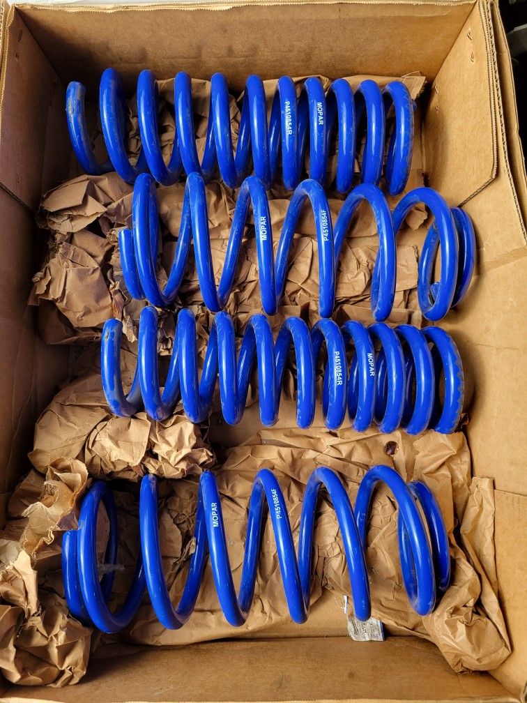 Genuine Mopar Stage -1 Performace Lowering Springs