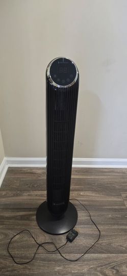 TaoTronics Black Tower Fan with LED Display