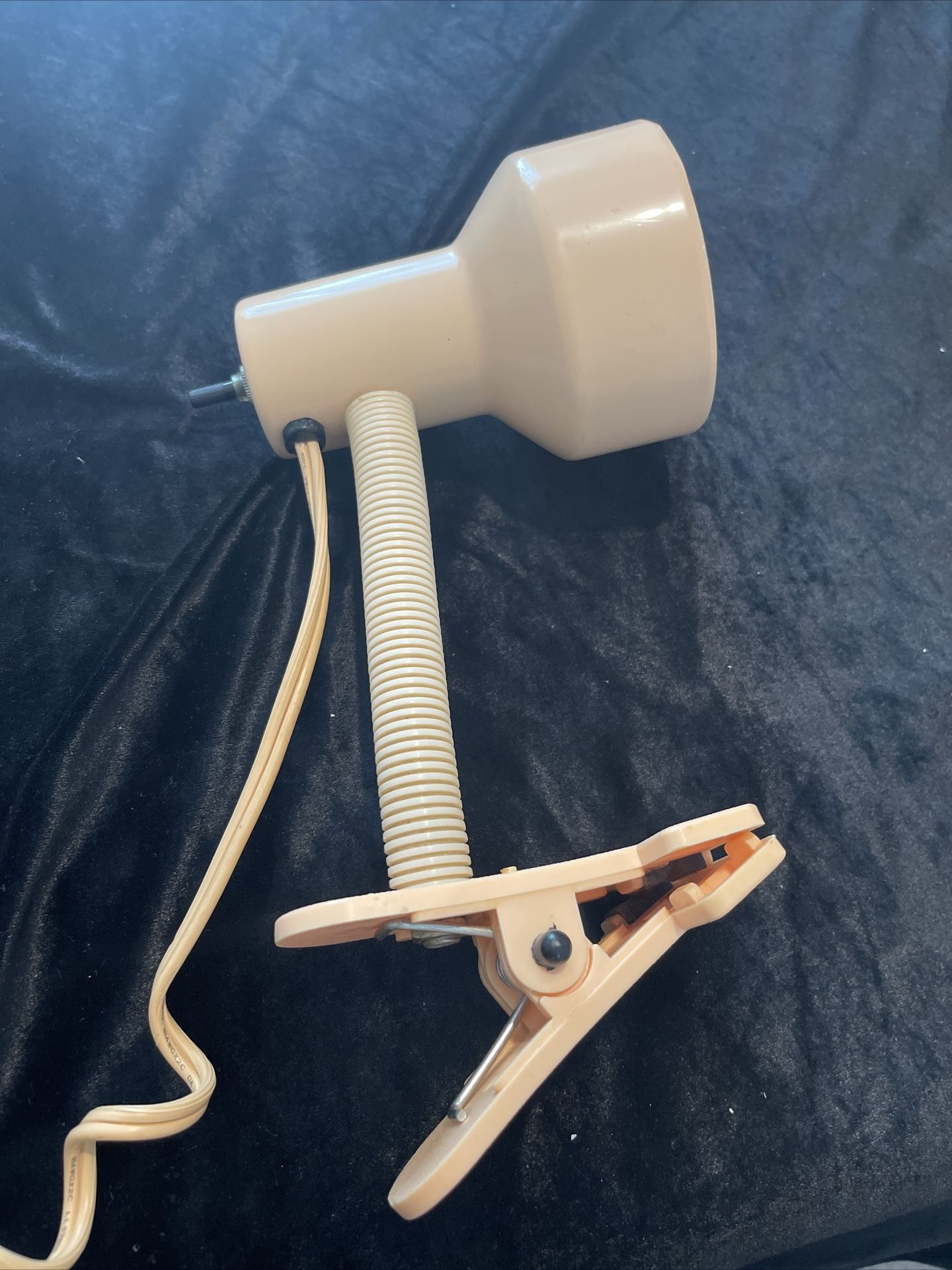 Vintage Retro Pink Adjustable Clip On Portable Lamp