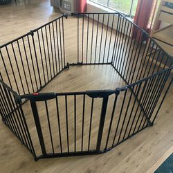 Pet Gate/Baby gate Strong Quality 