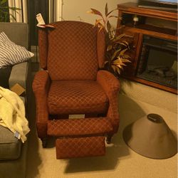Recliner Chairs 
