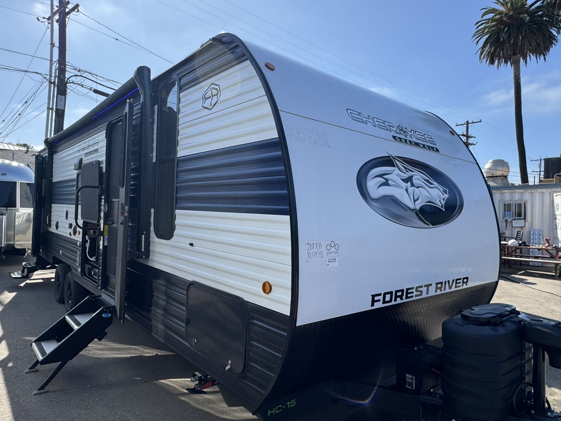 2025 Forest River Grey Wolf 26dbh 