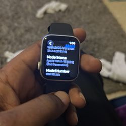 Apple watch SE 2nd Gen (GPS)