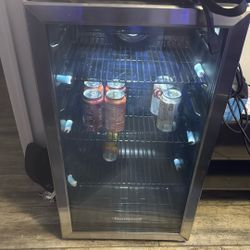 Honeywell 115-Can Beverage Mini Fridge – Glass Door Cooler