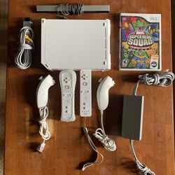 White Nintendo Wii + Accessories 