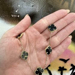 10k FLOWER CHAIN BLACK 