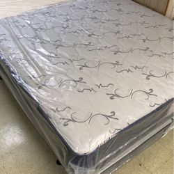 NEW KING SIZE DELUXE MATTRESS W.BOXSPRING INCLUDED 