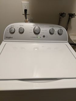 Whirlpool Washer
Buy the Whirlpool Washer and the Kenmore Dryer (Electric) for $250.

Excellent condition.
Pickup only in Brunswick. Thanks.