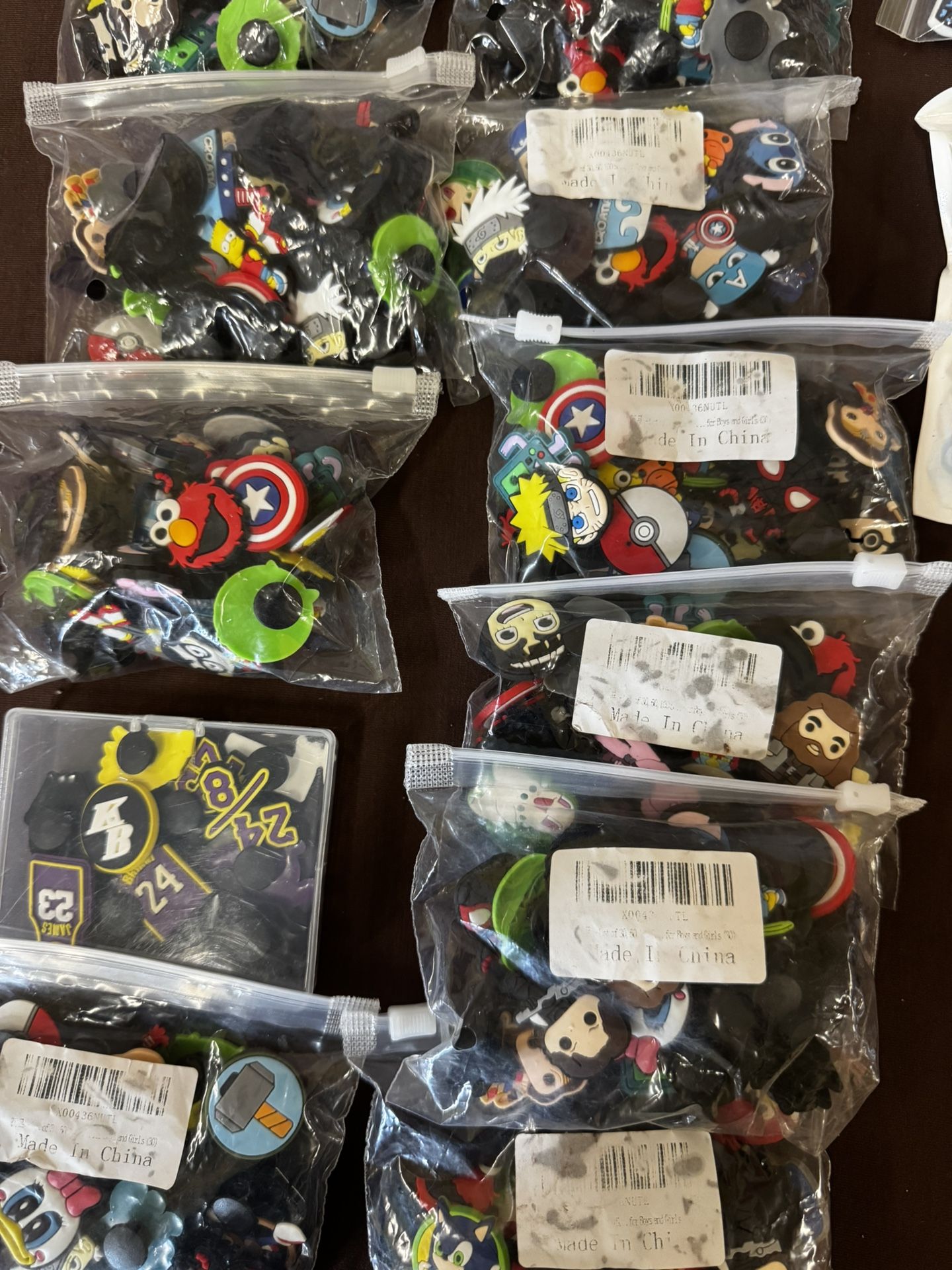 🔥 2,000+ Brand New Jibbitz Croc Charms – Bulk Lot – $400 🔥