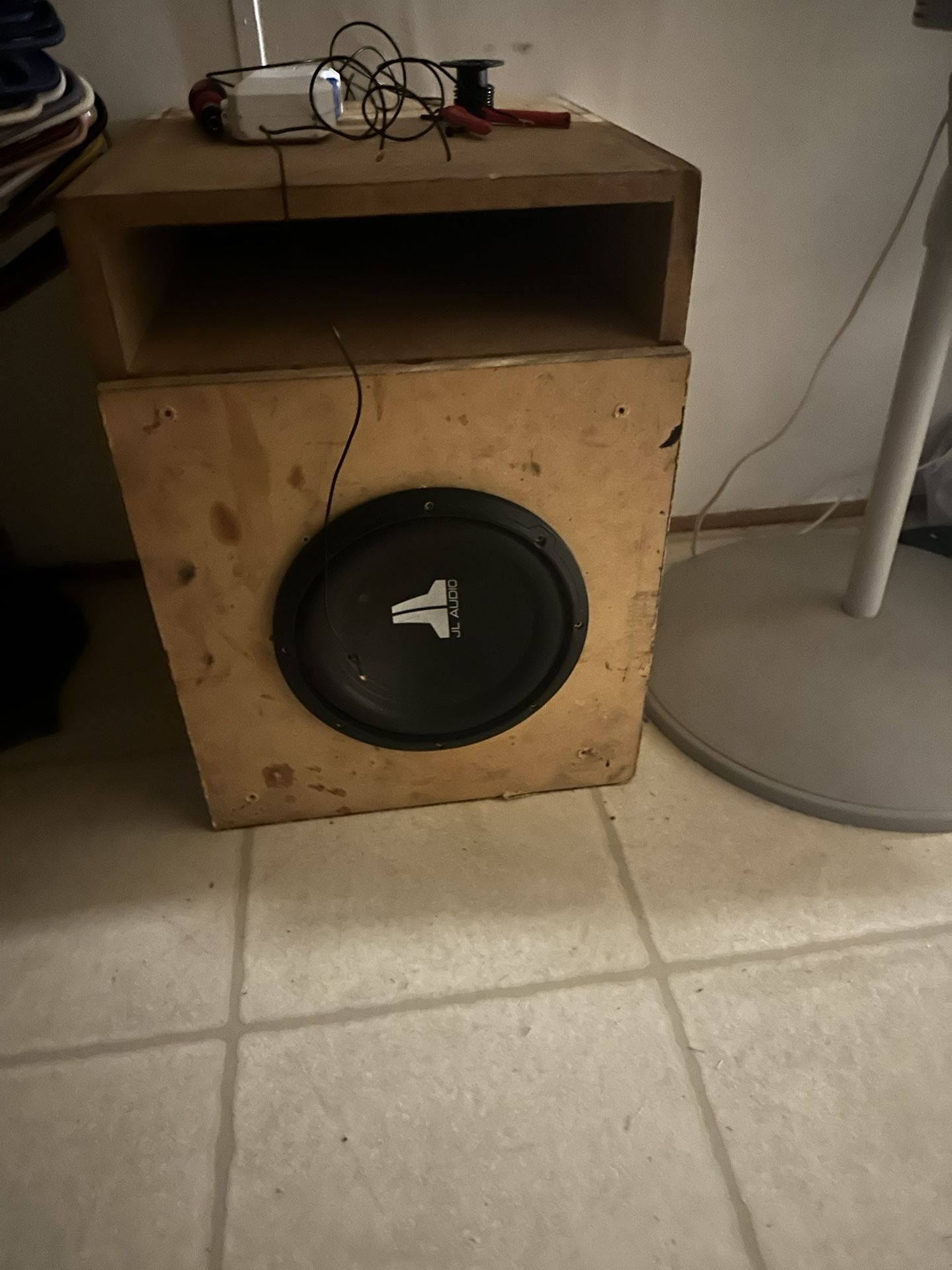 Jl Audio 10 In Box With Pioneer 1k Watt Amp Sale Or Trade