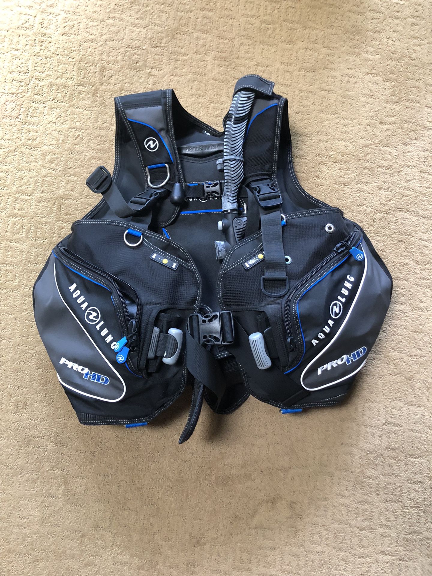 Aqualung Pro HD Buoyancy Compensator Large for Sale in Boca Raton, FL