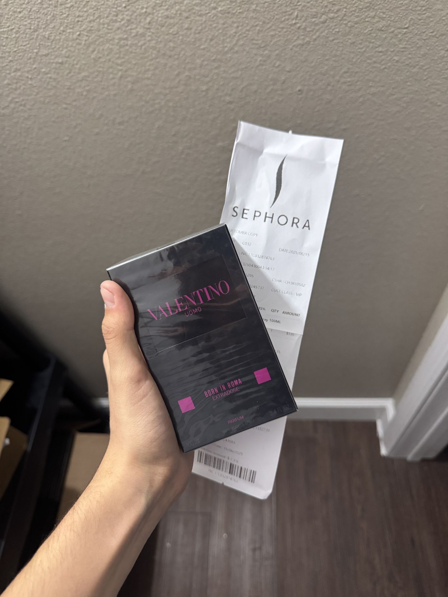 Valentino Uomo Born in Roma Extradose Eau de Parfum Men 100ML/3.4OZ