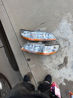 1998–2000 Honda Accord Headlights – Pair