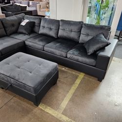 Sectional With Ottoman 
