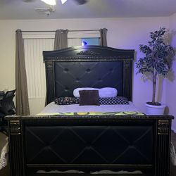 King Size Bed Frame And Dresser 