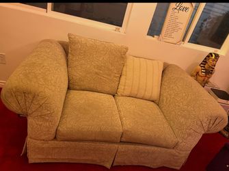 Couch beige