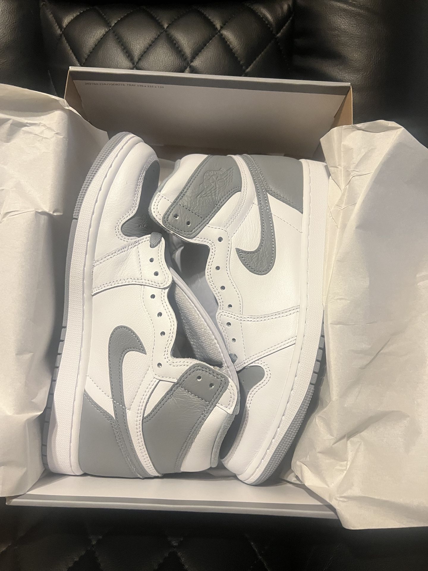 Men’s Jordan 1 Stealth White Sz 10.5