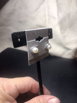 Pearl silver earrings