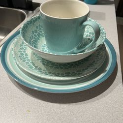 Dinnerware