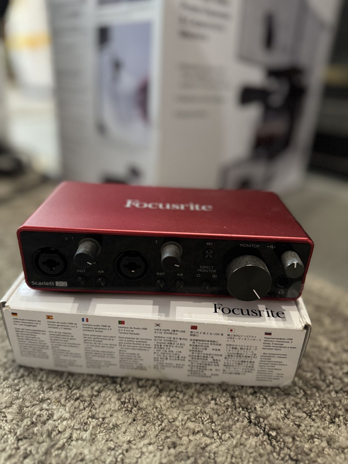Scarlett 2i2 3rd Gen USB Audio Interface for Recording, Songwriting, Streaming