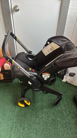 Doona Stroller/Car seat