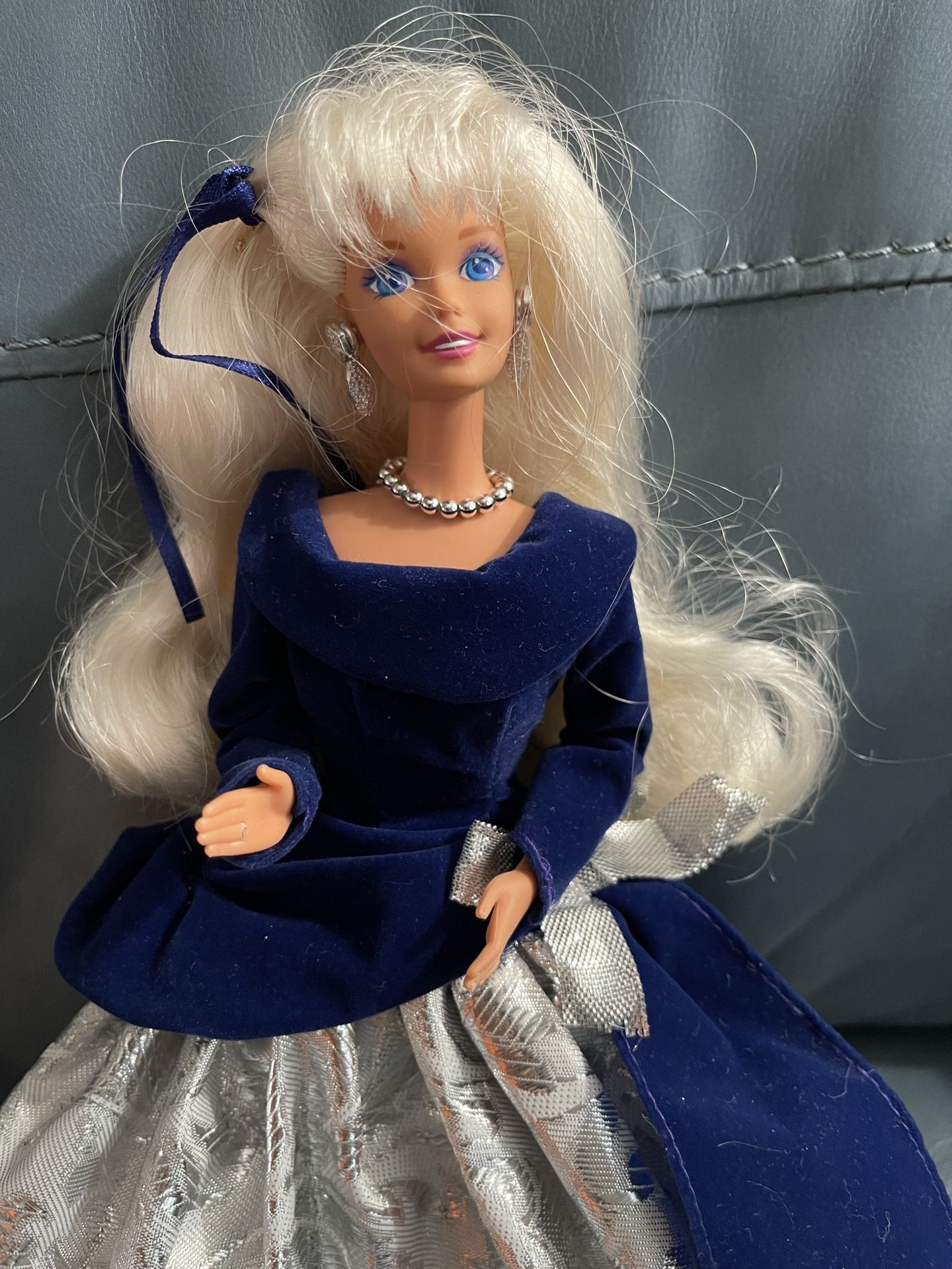 Vintage 1995 Winter Velvet Barbie