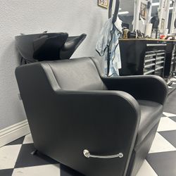 Berkeley Hair Wash / Backwash Station