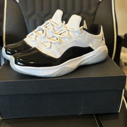 Jordan 11 Low “Concord”