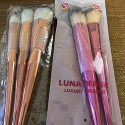 Very Delicate Brushes For Face